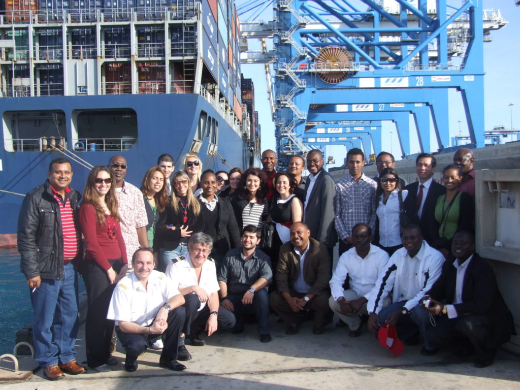 2010_03_30 - Class visit to the Freeport (124)